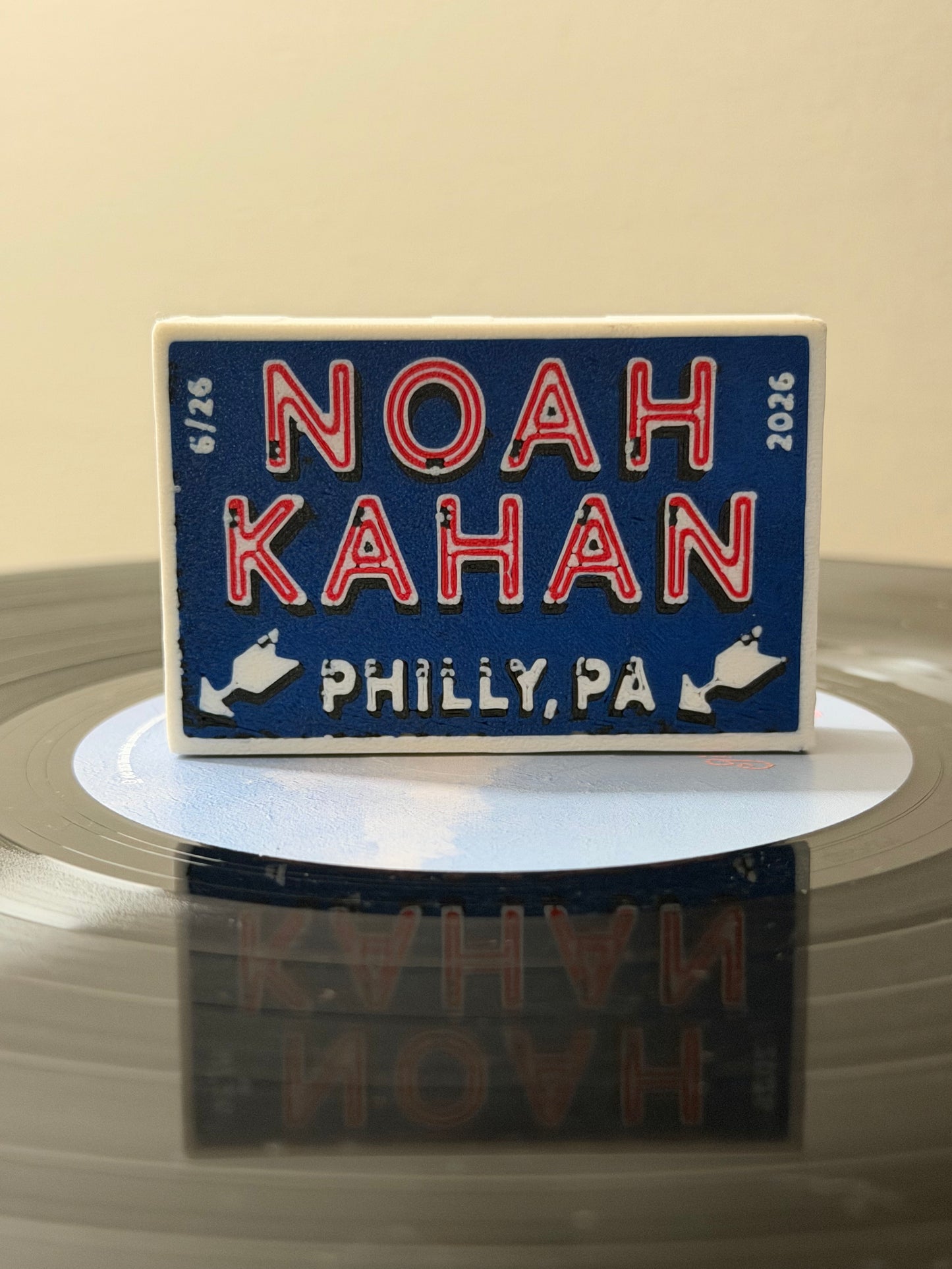 Noah Kahan charms