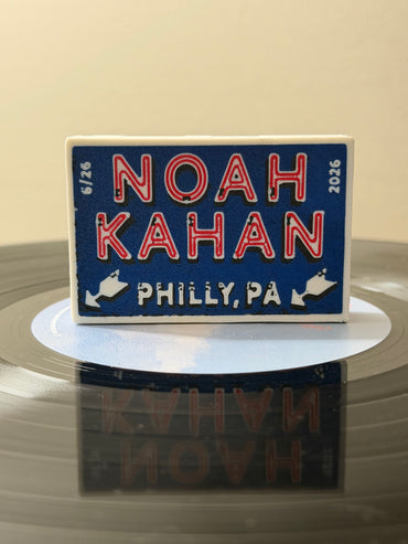 Noah Kahan charms
