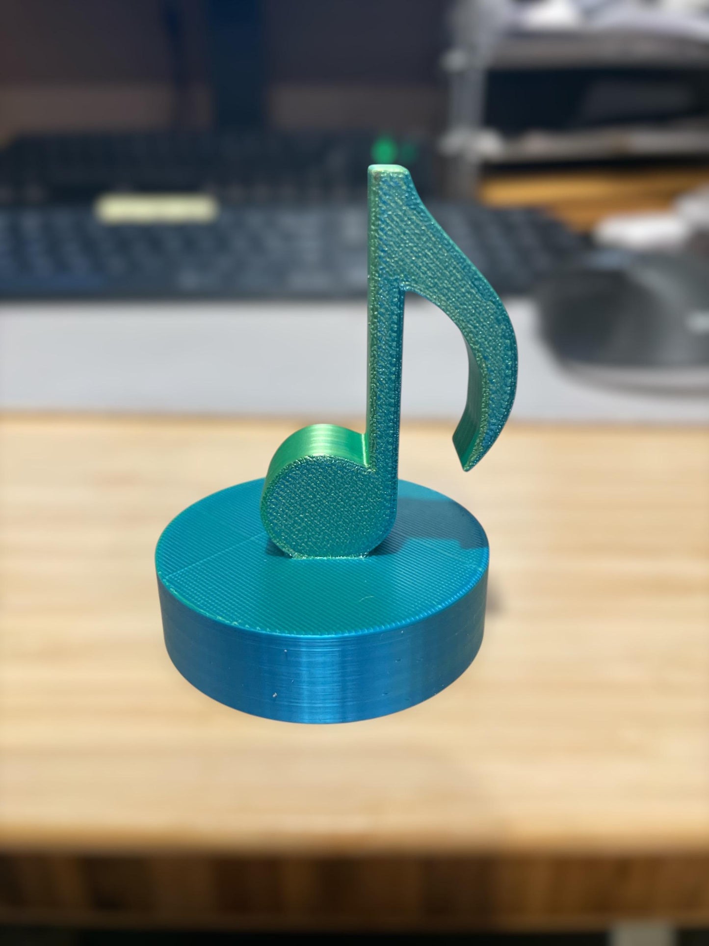 Music note vinyl charm