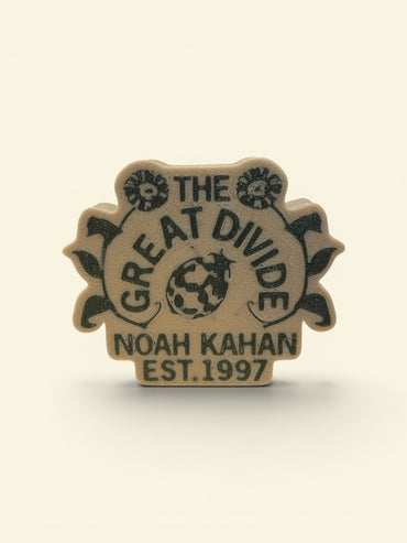 Noah Kahan charms