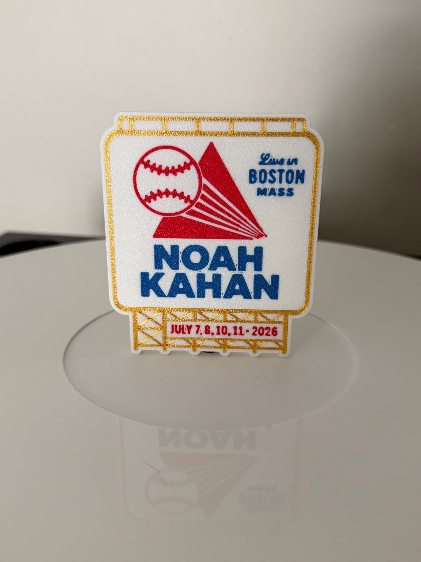 Noah Kahan charms